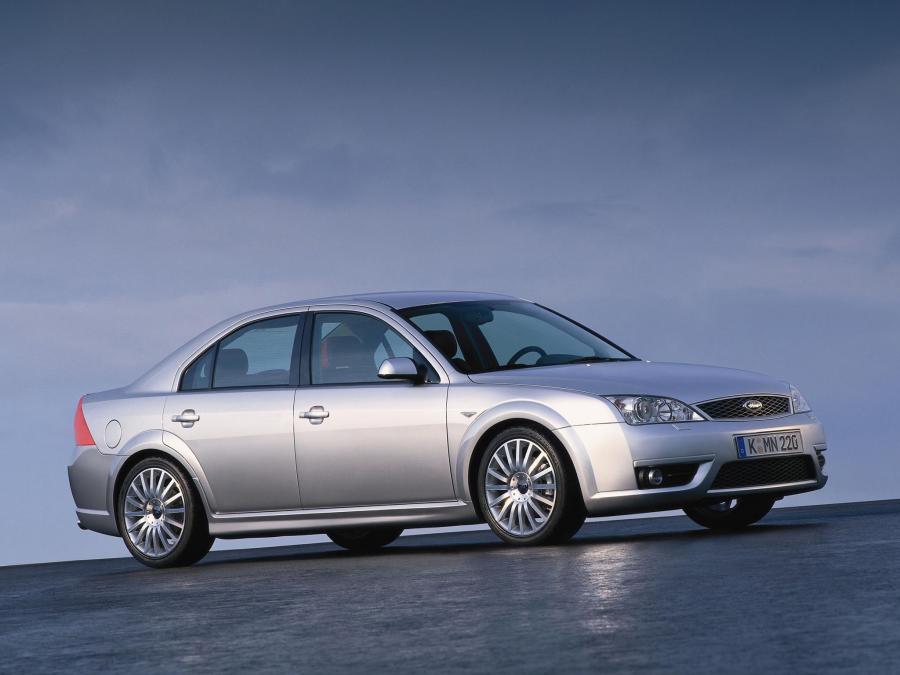  Ford Mondeo ST220 5-Door 2002 года  (фото 9 из 24)